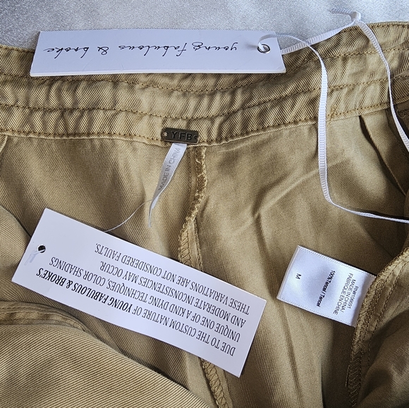 YFB Young Fabulous Broke womens Klem Cargo Pants Willow Sz M - Picture 10 of 10
